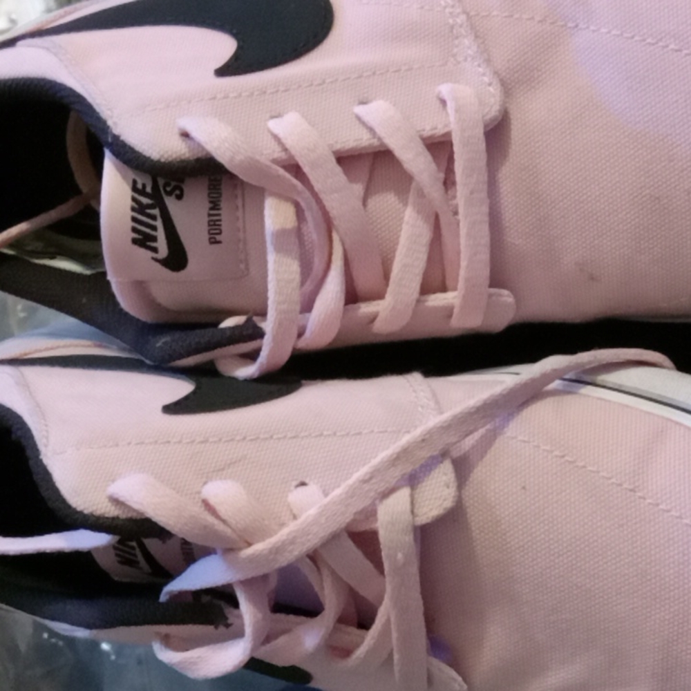 Womens shoes